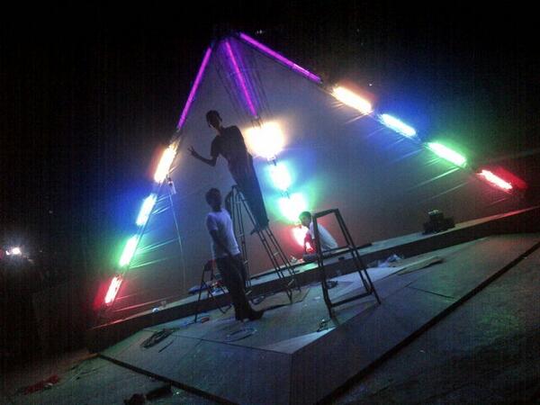teatersatu tweet picture