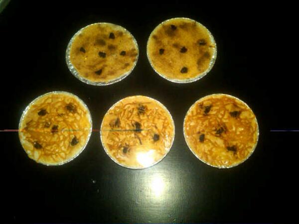 Orderan klaertart cheesy n klapertart original (cinamon) siap dijemput ;) <a href="/Icakdw/">Ramla Safitri</a>