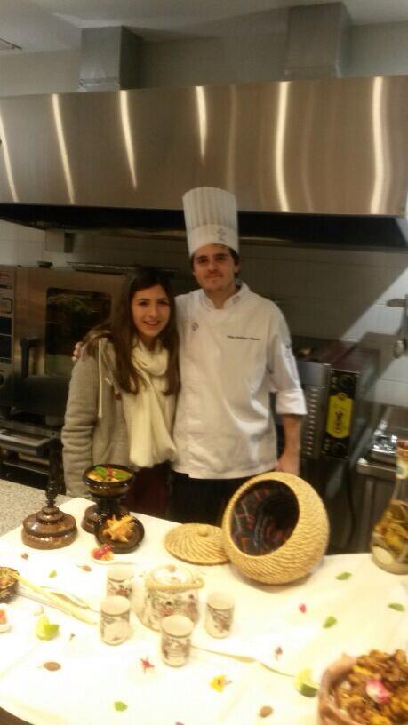 florarozarena's tweet photo. Genio! Excelente seminario de cocina vietnamita @feliperpalacios http://t.co/clpJENlwh9