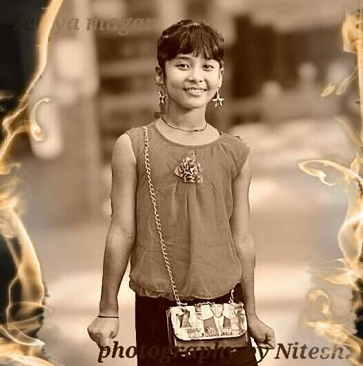Teriya_Magar's tweet photo. धेरै दाई-दिदीहरुले भोट गरेको खबर आइरहेको छ मलाई एकदमै खुशी लागेको छ http://t.co/KYhOwo0Xid  @Teriya_Magar http://t.co/58yw9mGrZ3