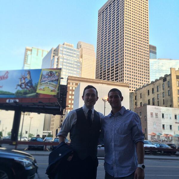 jguske12's tweet image. Great time catching up with a good friend and old teammate in Minneapolis! @_KyleBurns #UNITF