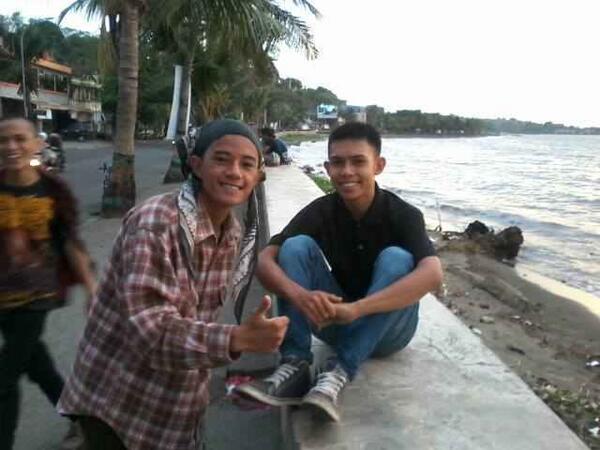 bernackle_boy's tweet photo. http://t.co/yvFbimvnUd