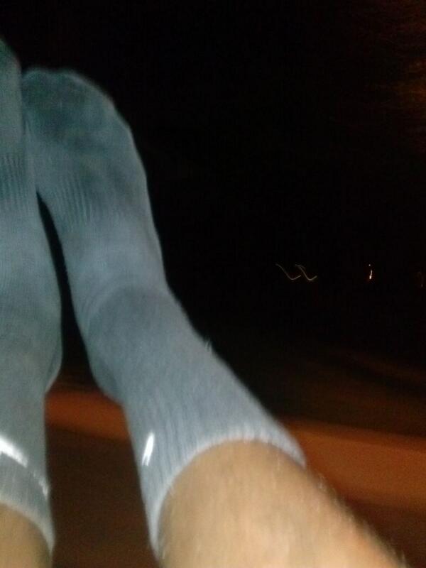 CamThaGod23's tweet photo. Feet out tha window http://t.co/IvXAQWoctw