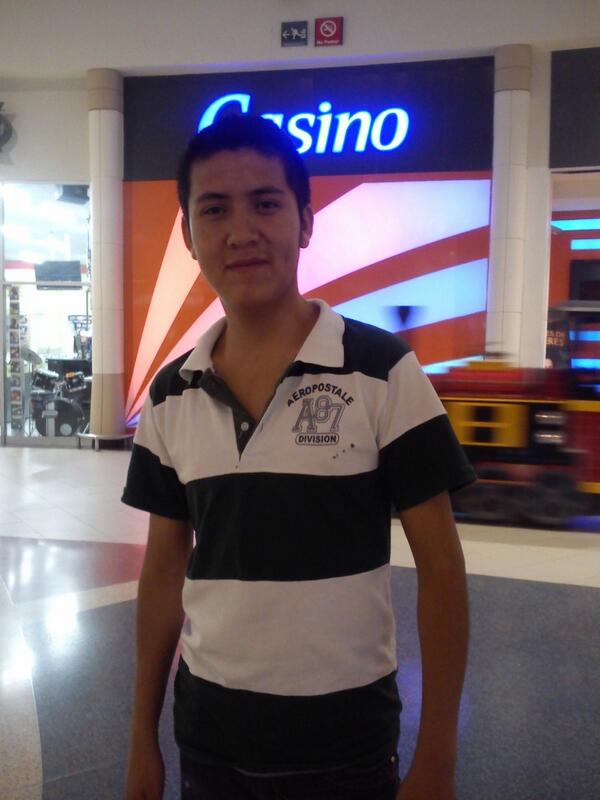Reynacjesus's tweet photo. Aquí en el casino paseando en S.L.P http://t.co/vlAukFvTGd