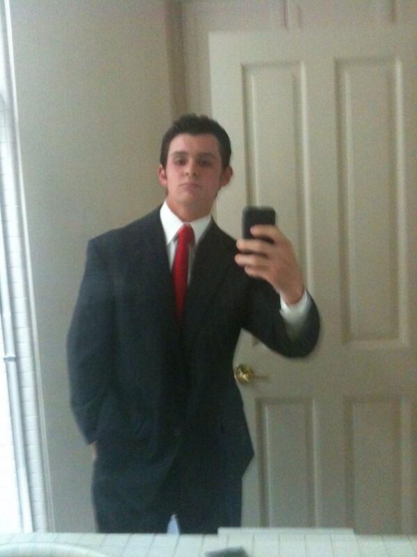 bowespics's tweet photo. Selfie #1 http://t.co/RsmS7k8v1q