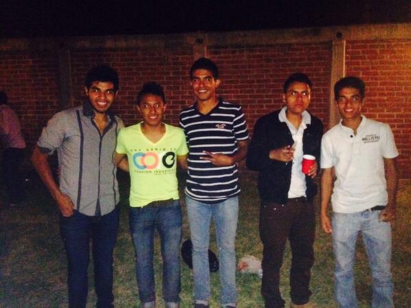 EMaxinez tweet picture