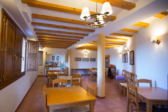 HotelBarreal's tweet photo. Ideal para reuniones de empresa, comidas para grupos, y a 10 minutos de León!!! http://t.co/4eJN5y1Xcm