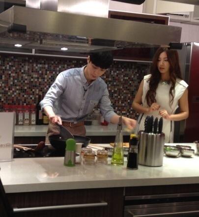 Bqe1GYFCQAA0x1B.jpg:large