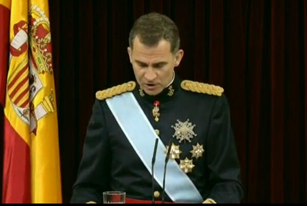 A3Noticias's tweet photo. DIRECTO: Felipe VI:  "En esa España diversa cabemos todos" #FelipeVIReyA3 
http://t.co/RmiHcO9vyS http://t.co/iebRSjQeSb
