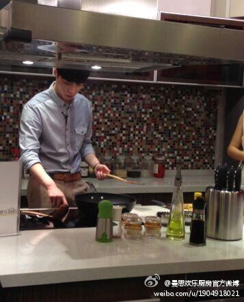 Bqe1h6LCIAADIAa.jpg:large