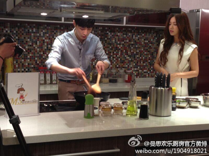 Bqe1iGZCYAEYozW.jpg:large