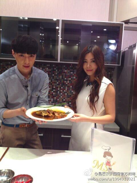 Bqe1vrfCcAA0J1R.jpg:large