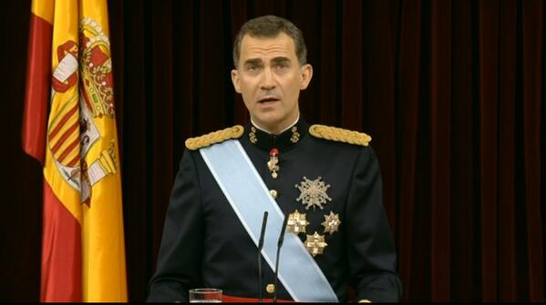 #EnVivo Concluye el primer discurso del nuevo Rey seguido por un largo aplauso en el Congreso mun.do/1pi3Z66