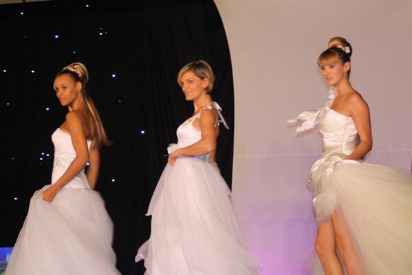 LesSalonsNocial's tweet image. Nos défilés...