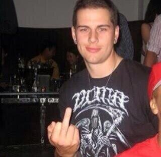 GAY7X's tweet photo. “@groff_fansA7x: @GAY7X http://t.co/4ncrkkLjPR” DSL LMAO gay