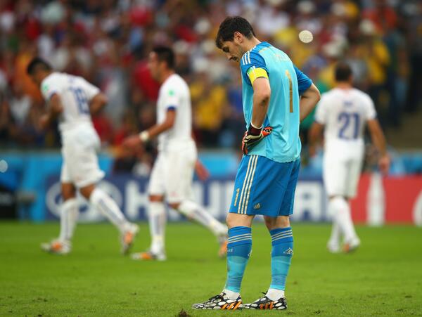 SuperSportTV's tweet photo. Spain crashed out of the #WorldCup last night after a 2-0 defeat to Chile http://t.co/p7sPjXDP7U #SSFootball http://t.co/bSQD1vKTik