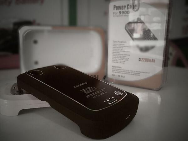 visiproshop's tweet photo. @jubelmalang Promo abis abisan bray!!! Cross PowerCase for BB Dakota 2200 mAh cuma 15ribuan aja!!! Buruan :D http://t.co/fbHbY8vR0n