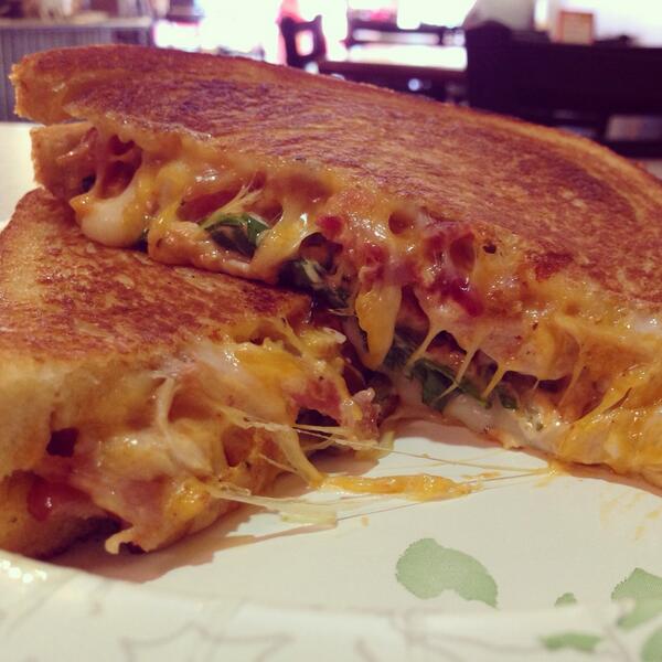 CheesyExpress tweet picture