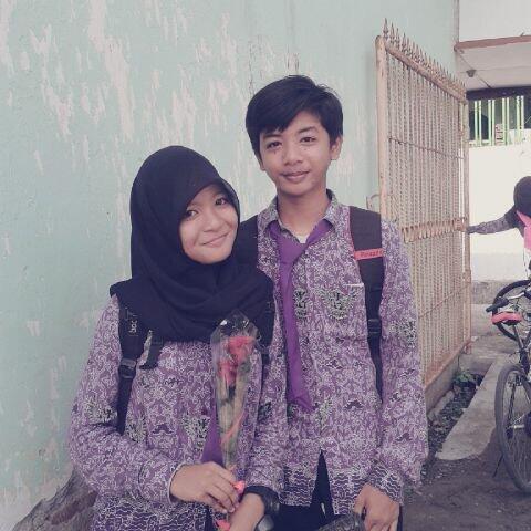 lelibit's tweet image. Laff you dear ({})