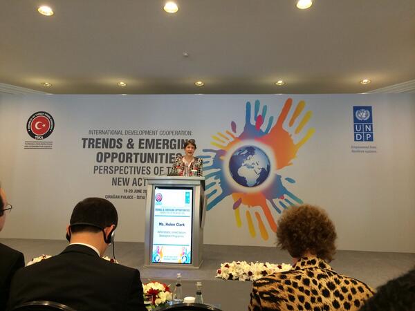 Helen Clark tweet media