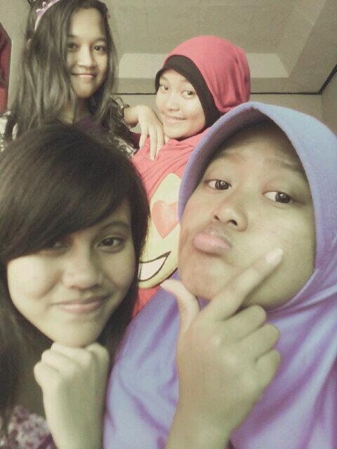 Ultah <a href="/tyastiwiw/">PraTiwi </a> {}