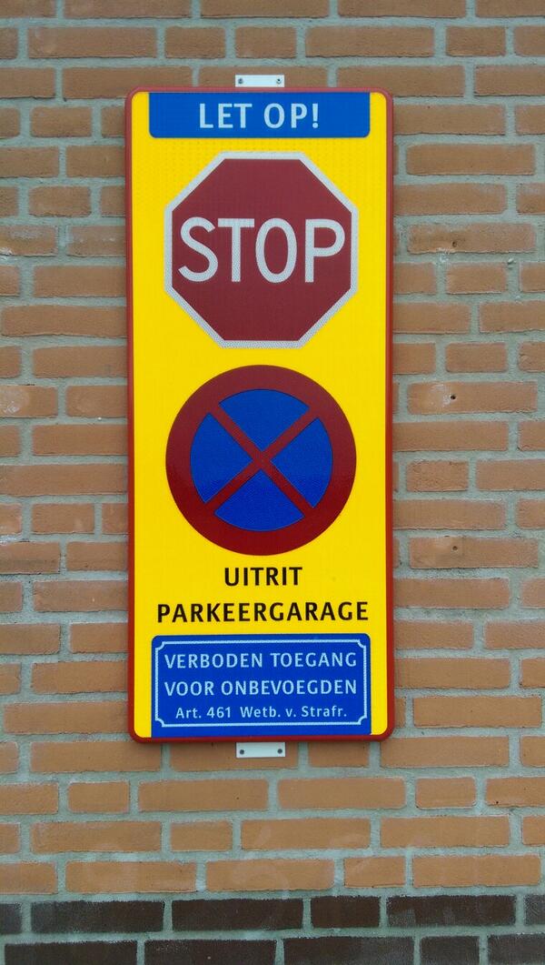 mrmpro's tweet image. Het kan aan mij liggen. Maar gegarandeerd bekeurd worden? Dit zou tevens ingang moeten zijn. @gemeenteDchem