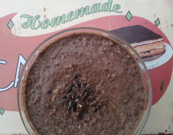 fuelmyrun's tweet photo. #WHCookOff choc chia oats - tbsp 2x chia 2x oats 1x cocoa 1x agave tsp 1x cash butter 1cup almond milk whisk &amp; wait http://t.co/clQDA1kOdc