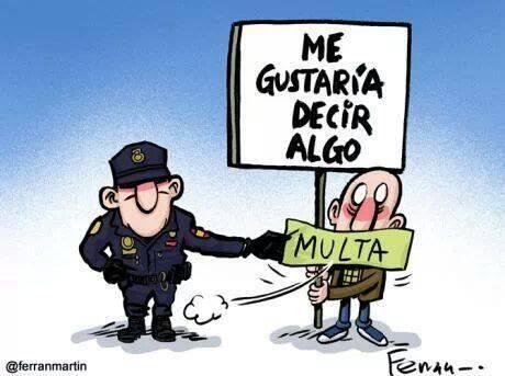 AVicalvaro's tweet photo. Multas por opinar.
El PP quiere meter miedo a la protesta. #L6Nleyseguridad #L6Nppvspodemos
http://t.co/qSSBBAyYCr