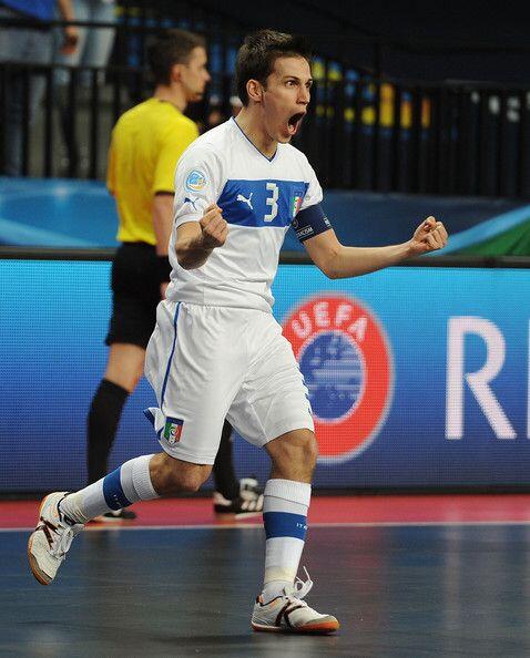 ElPozoMurcia_FS's tweet photo. Oficial! Le damos la bienvenida a Gabriel Lima @limafutsal03, nuevo jugador de @ElPozoMurcia_FS http://t.co/zQNSpGUIMb