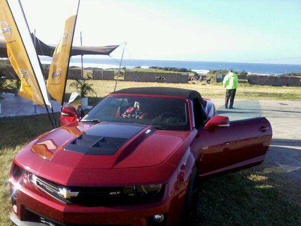 Ian Strauss tweet media