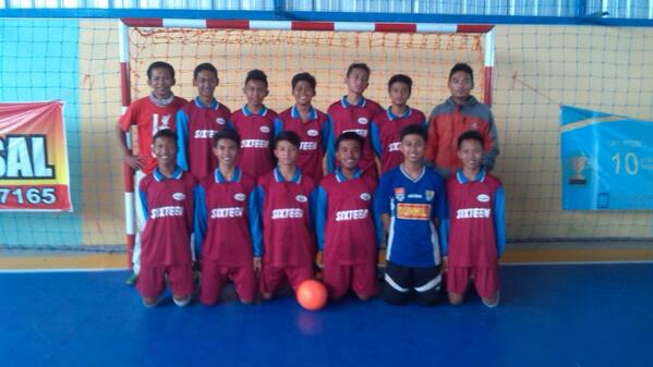 <a href="/Futsal_16JHS/">Futsal Sixteen Bdg ♥</a>: para COACH &amp; pemain 2013-2014