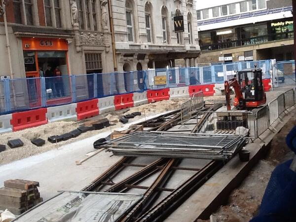 UrbanPivot's tweet image. Points being put in for #metroextension #brumcitycentre