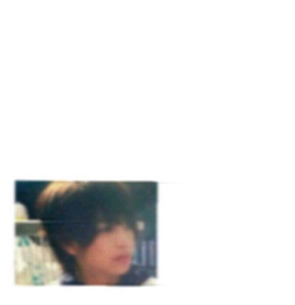 ___Y1O3O's tweet photo. .

.

.

1300tweet
安定の玄樹に  。
最近構ってくんなくて寂しい  つて
素直でいい子な玄樹が大好き

.

.

. http://t.co/iA6B34gCr8