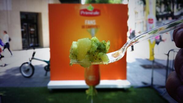 Des saveurs et des couleurs !? Ça se passe Place de la République au #Miamtruck de <a href="/legumesprimeale/">Légumes Priméale</a>