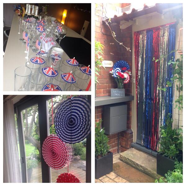 The house getting ready for my departure! #partayyyyyyyyy