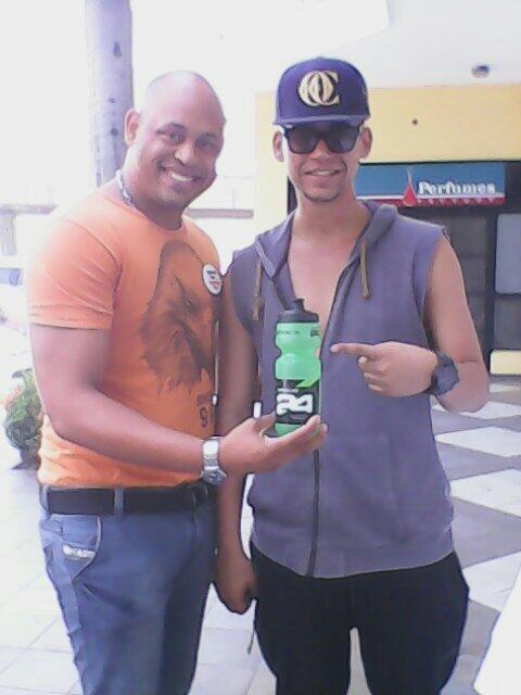 aotronivel02's tweet photo. @PoetaCalle UTILIZANDO la Buena NUTRICION......HERBALIFE
Pierde peso o aumenta tu masa muscular.informa 809 801 0499 http://t.co/Pym0Z1UXGB