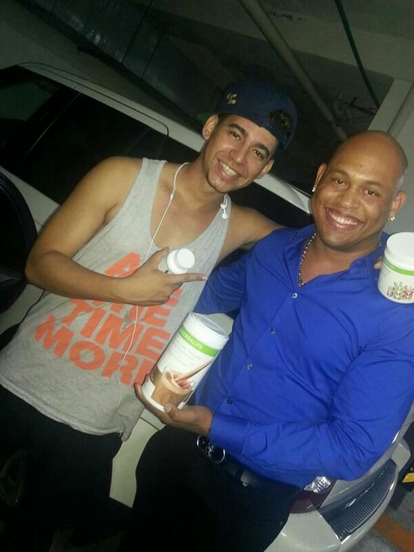 aotronivel02's tweet photo. @PoetaCalle UTILIZANDO la Buena NUTRICION......HERBALIFE
Pierde peso o aumenta tu masa muscular.informa 809 801 0499 http://t.co/Pym0Z1UXGB