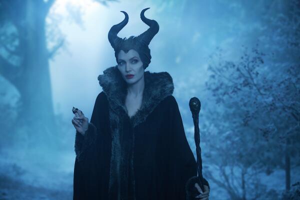 Maleficent's tweet photo. “True love’s kiss? Have you not worked it out yet? I cursed her that way because there is no such thing." http://t.co/Xii8KKKo0Y