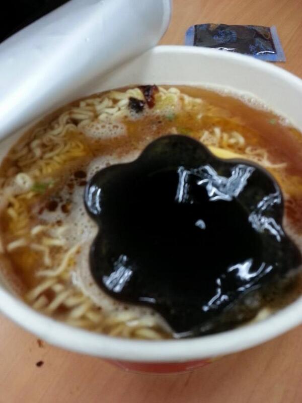 中国住み 最近 Facebookのtlには 台湾人がプリンをラーメンに入れて食ってる画像がいっぱい 台湾で流行ってるそう ウマイらしい Http T Co Ese1wqu1um 中国住み 最近 Facebookのtlには 台湾人がプリンをラーメンに入れて食ってる画像がいっぱい 台湾で流行ってるそう ウマイらしい Http T Co Ese1wqu1um