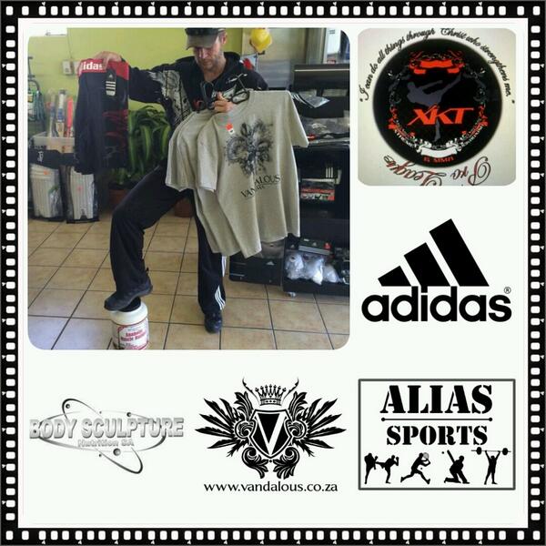 @XKTProLeague stopped by to stock up for the team! <a href="/Vandalous_RSA/">Vandalous</a> <a href="/BSculpture/">Body Sculpture</a> <a href="/DominatorDoyle/">Cedric Doyle</a> @Franamma <a href="/krugerjpMMa/">jp kruger</a>