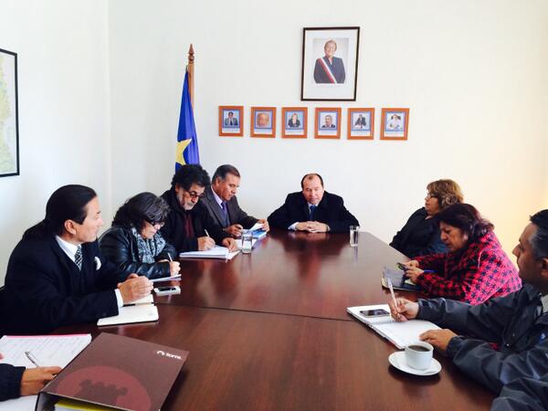 12:00 Hrs., Alcalde sostiene reunión con Gobernador y Serviu, tema de tomas de terrenos en la comuna de Chañaral.