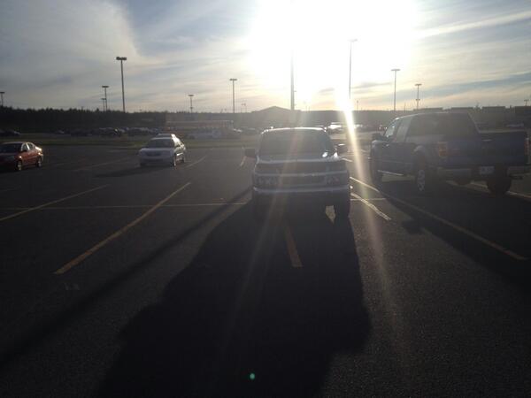 SupplementKingN's tweet photo. Great parking at Canadian Tire in Mount Pearl . #nlparkingwars http://t.co/eiRGPHYR22