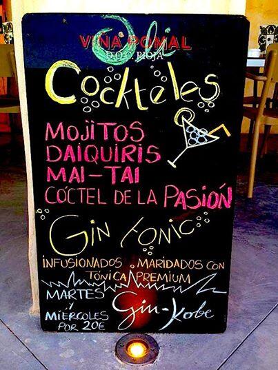 Jueves ... Tarde ... ¡Hora del cocktail! #Ibiza