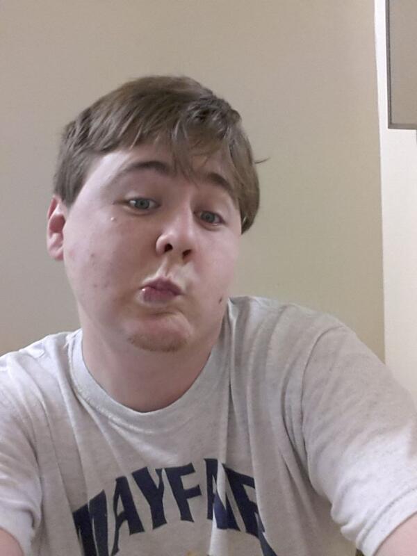 trvs20's tweet image. @YoloMonroy Hey babe justSittin On Tha Toilet missing you
 youtu.be/BYW6C44zo24