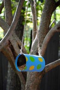Fun yet easy craft idea for summer. Save your soup cans, grab some paint and string=homemade bird feeders.