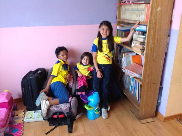 Joseantony77's tweet photo. #foxenbrasil hinchas de corazón...viva Ecuador vamos mañana por la victoria http://t.co/vY2mpGsimd