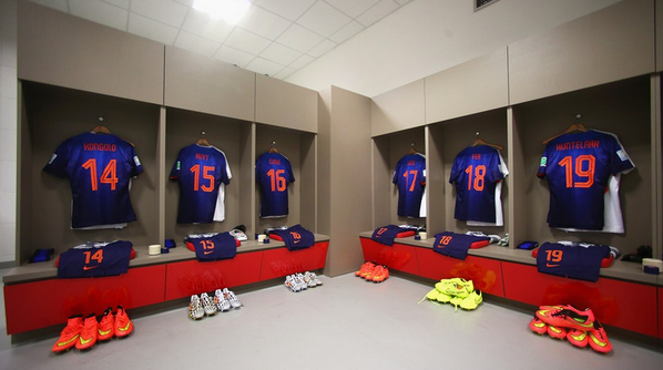 JordyClasie's tweet photo. #DutchLions http://t.co/r2kutdTHzJ