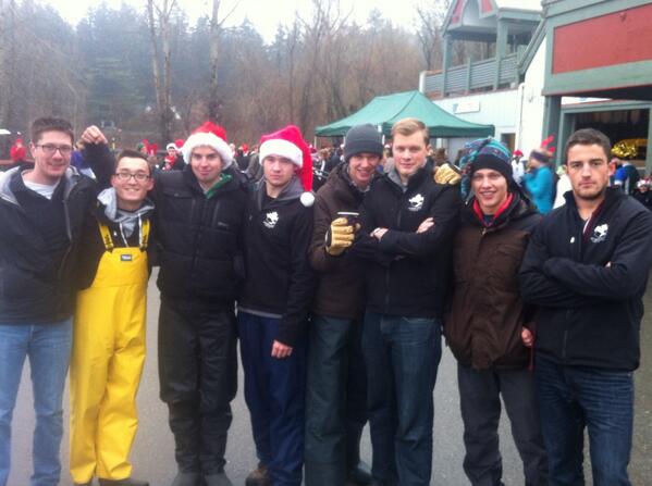 vcrcjrrow's tweet photo. Alumni Rows start on June 30th! Join these guys back in a boat and race BC Champs!!! http://t.co/5pPSHJlera
