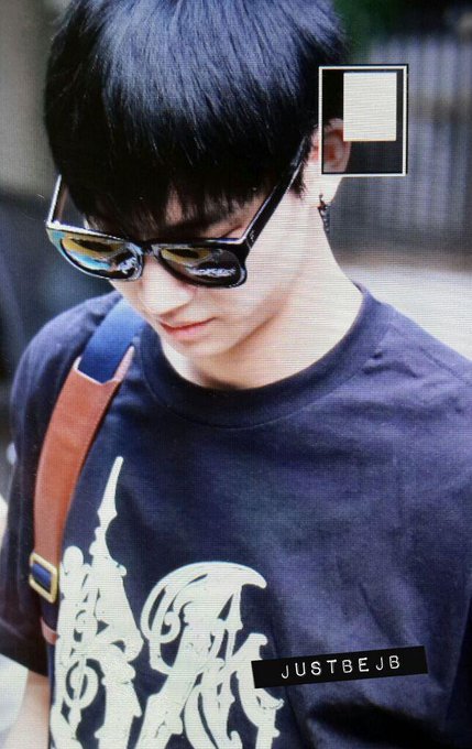 Bqh_HfyCMAAe8UO.jpg:small