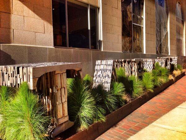 taraceagroup's tweet image. #WeLoveWood #reclaimedwood #hpmkt2014 Taracea #showroom